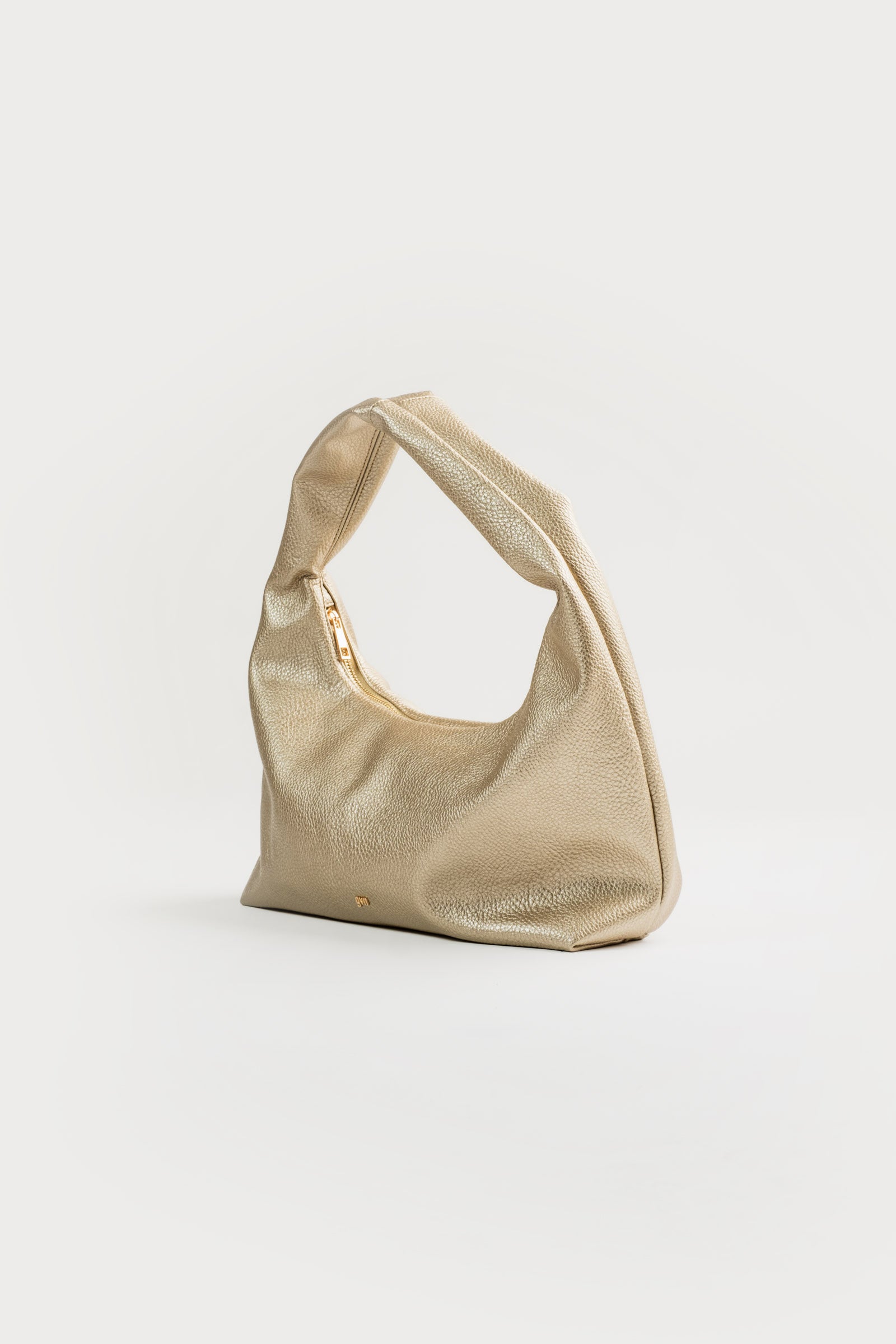 ON HAND Medium Hobo Bag in Gold Heavy Pebbled