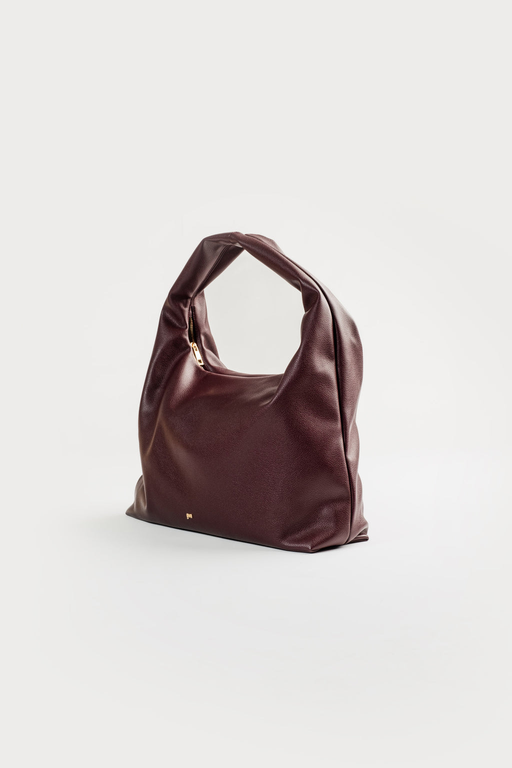 Large Hobo Bag in Oxblood (Light Pebbled)
