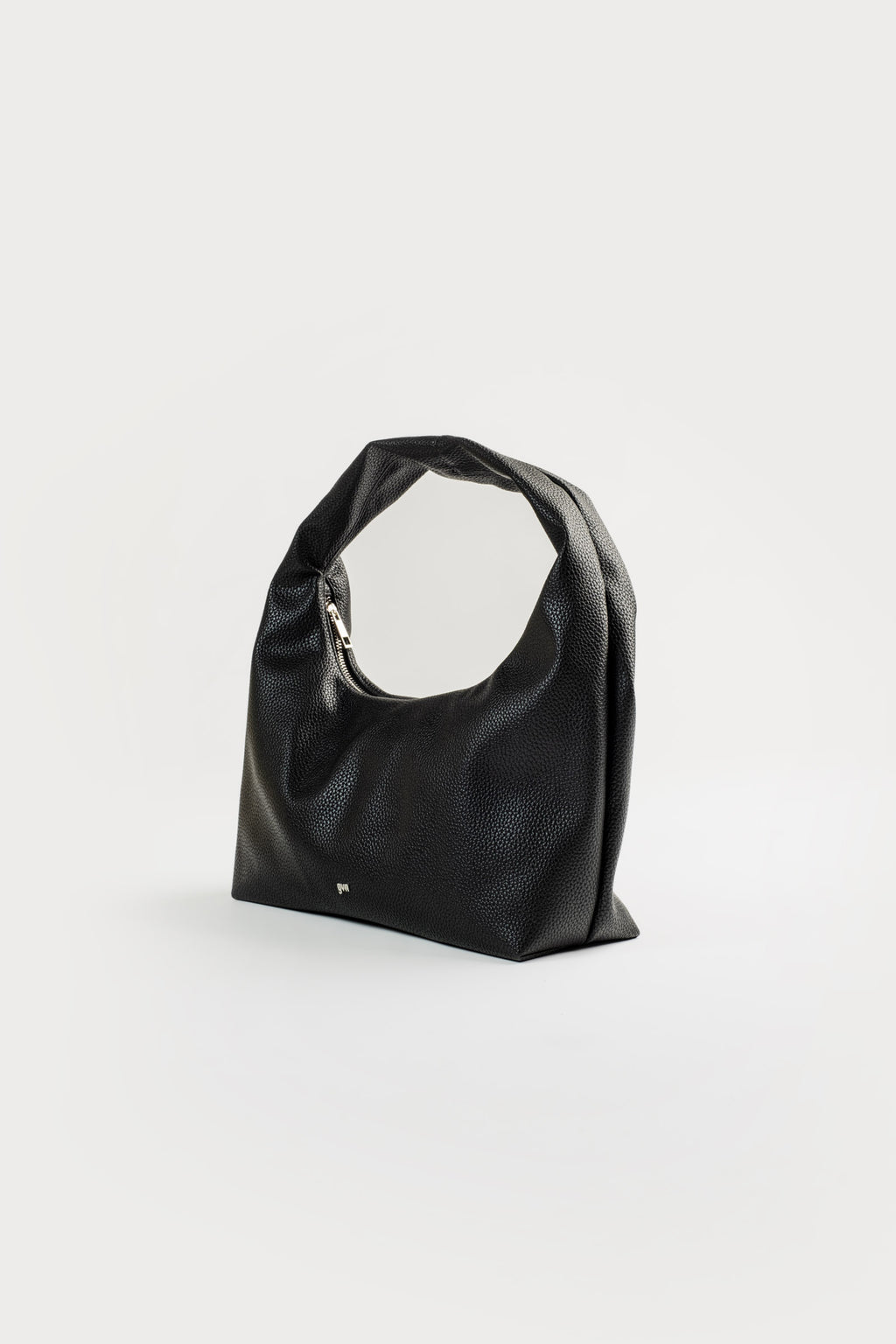 Medium Hobo Bag in Charcoal (Heavy Pebbled)