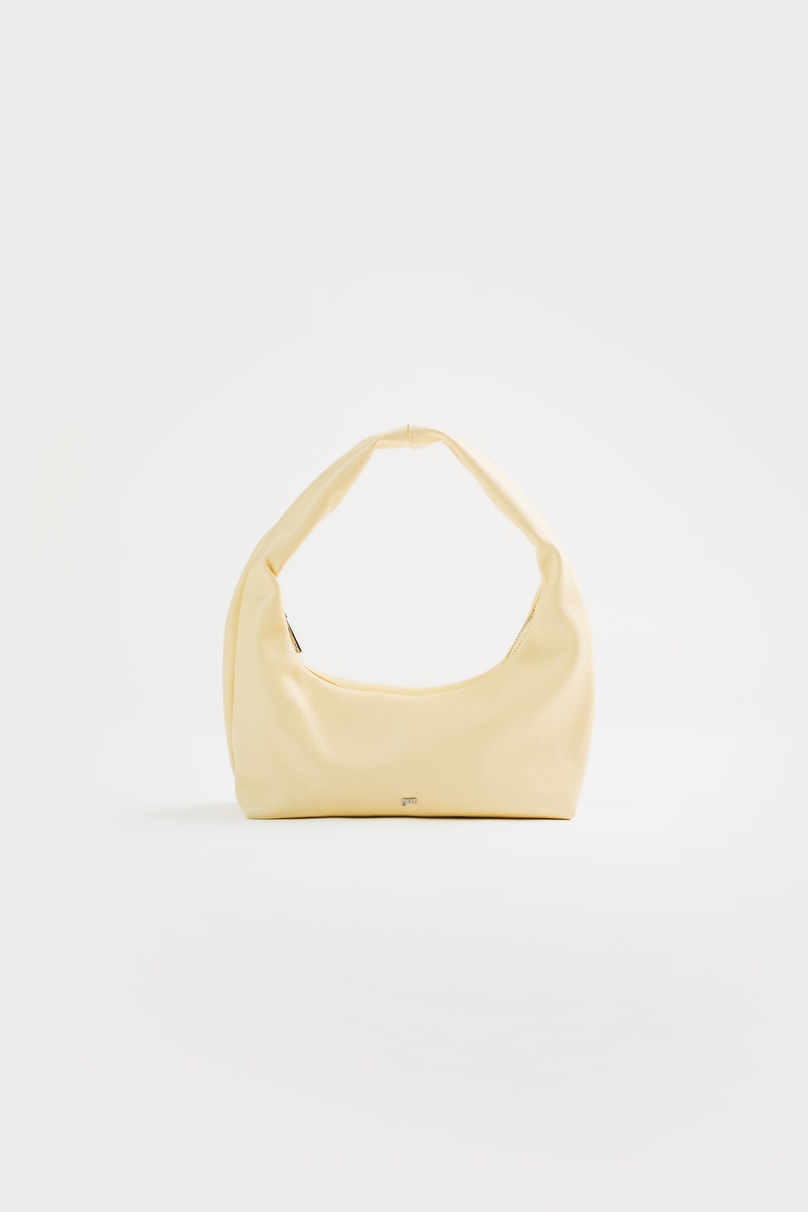 Small Hobo Bag in Butter (Light Pebbled)