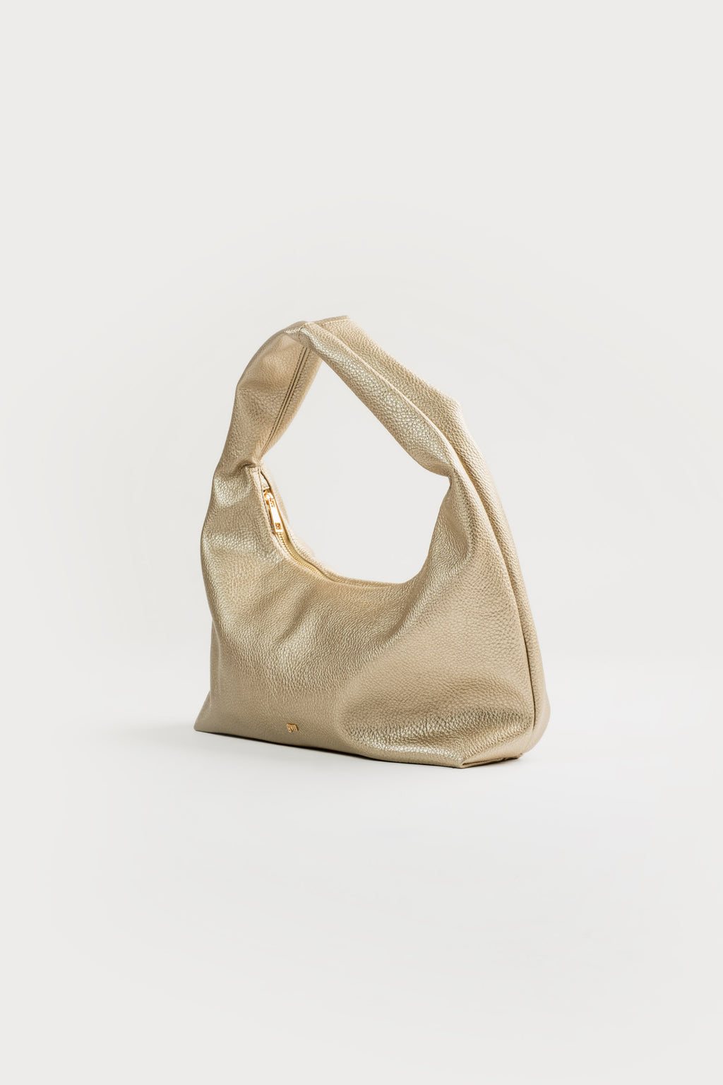 Medium Hobo Bag in Gold (Heavy Pebbled)