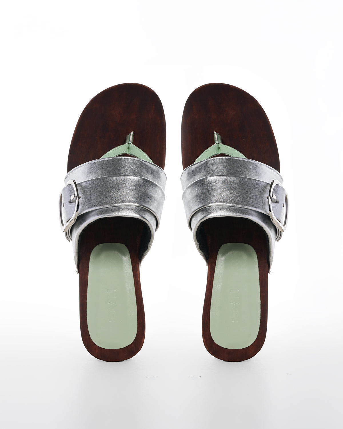 Buckle Platform in Mist