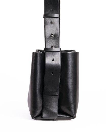 [ON HAND] Classic Frame Bag in Charcoal