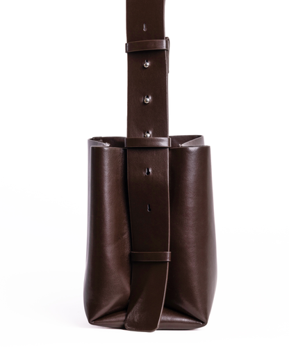 [ON HAND] Classic Frame Bag in Espresso