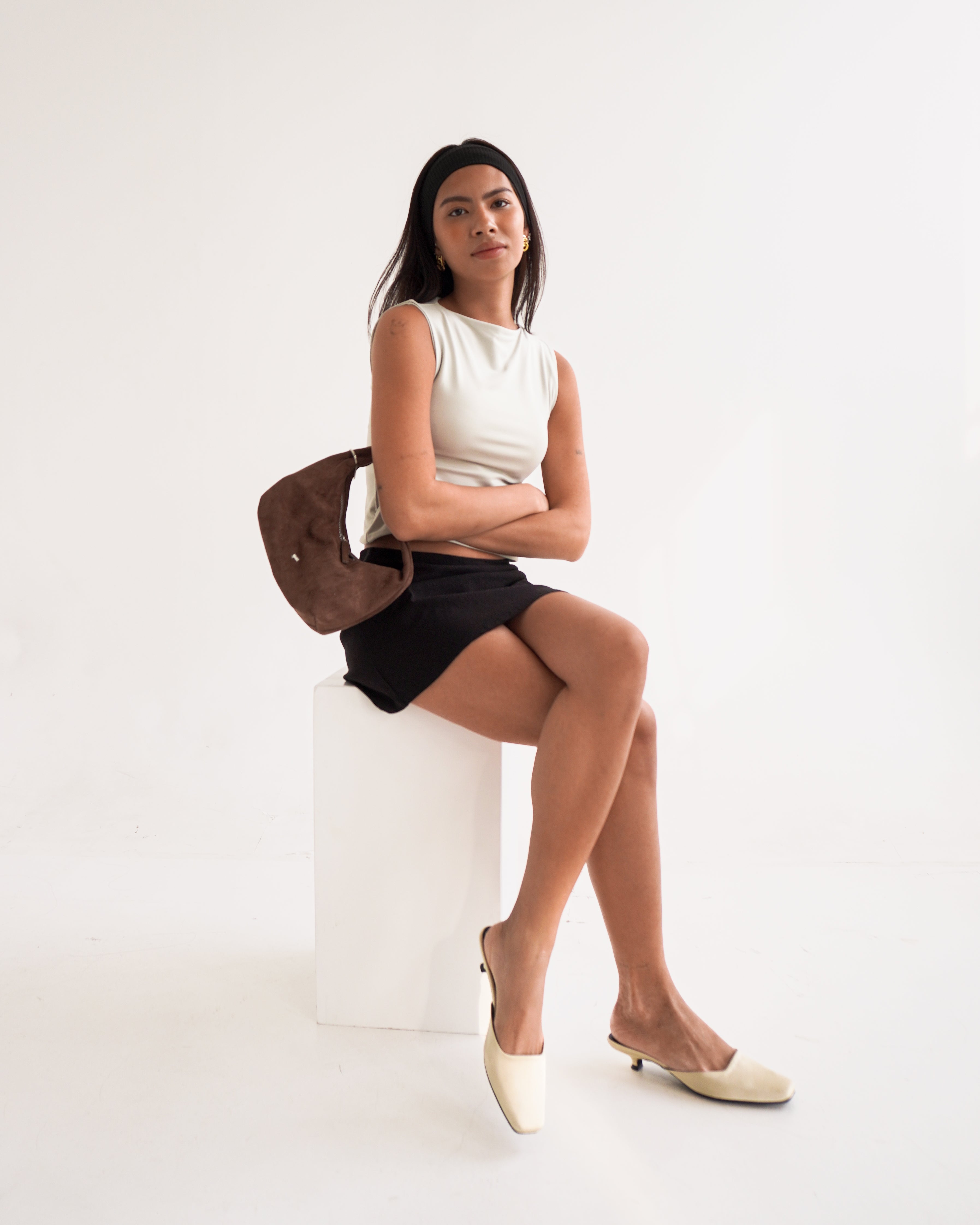 Midi Hobo Bag in Suede Cocoa