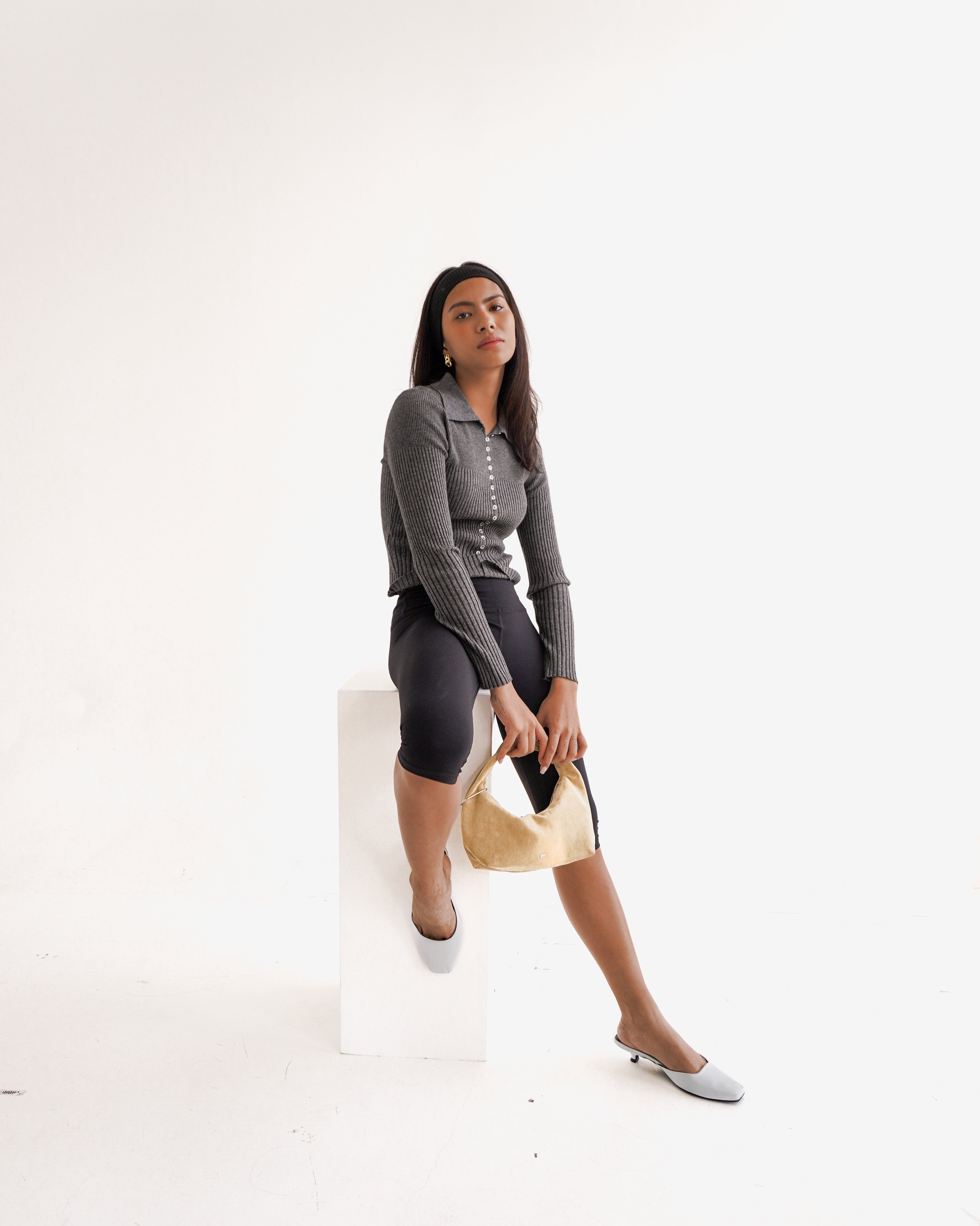 Midi Hobo Bag in Suede Khaki