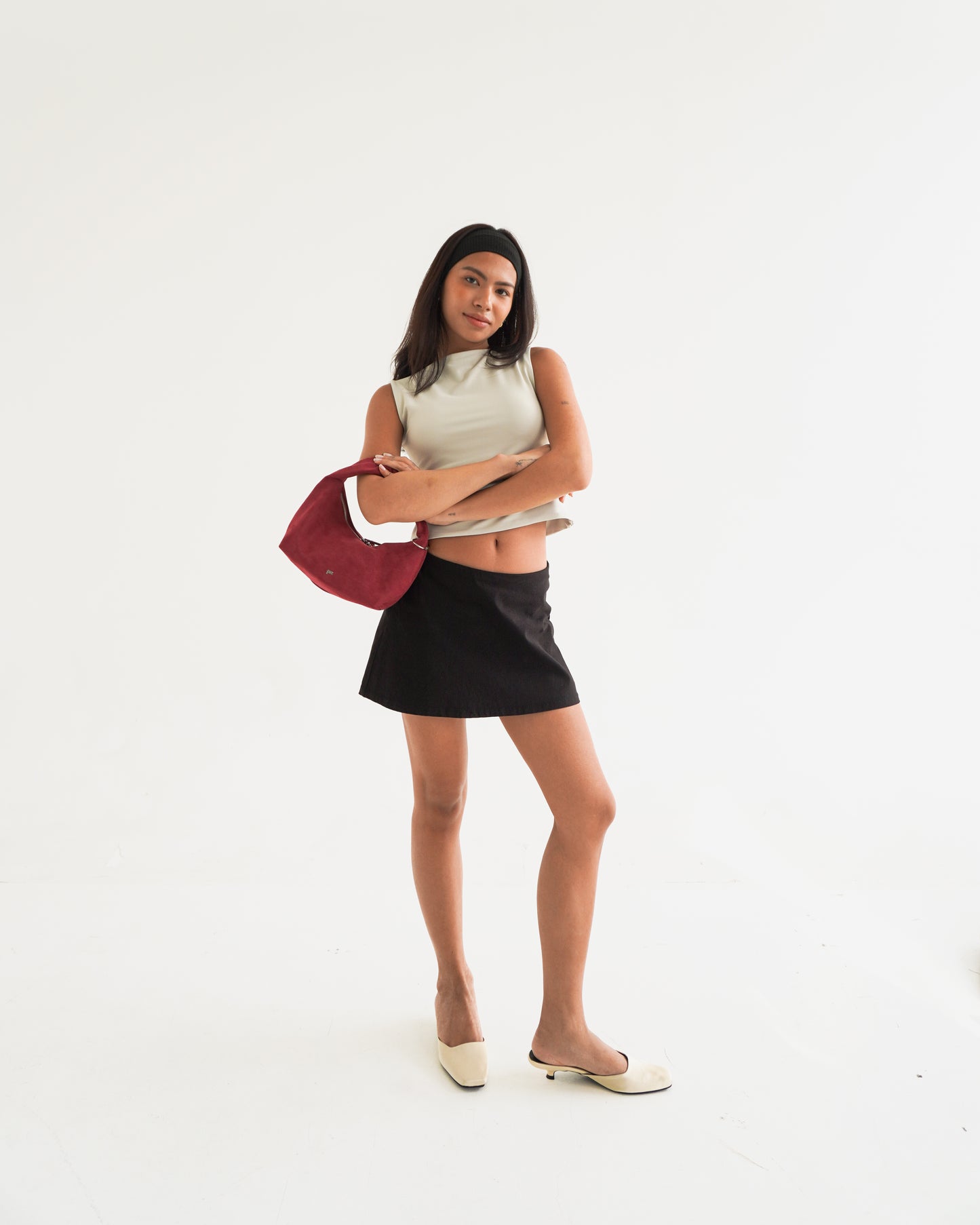 [ON HAND] Midi Hobo Bag in Suede Burgundy