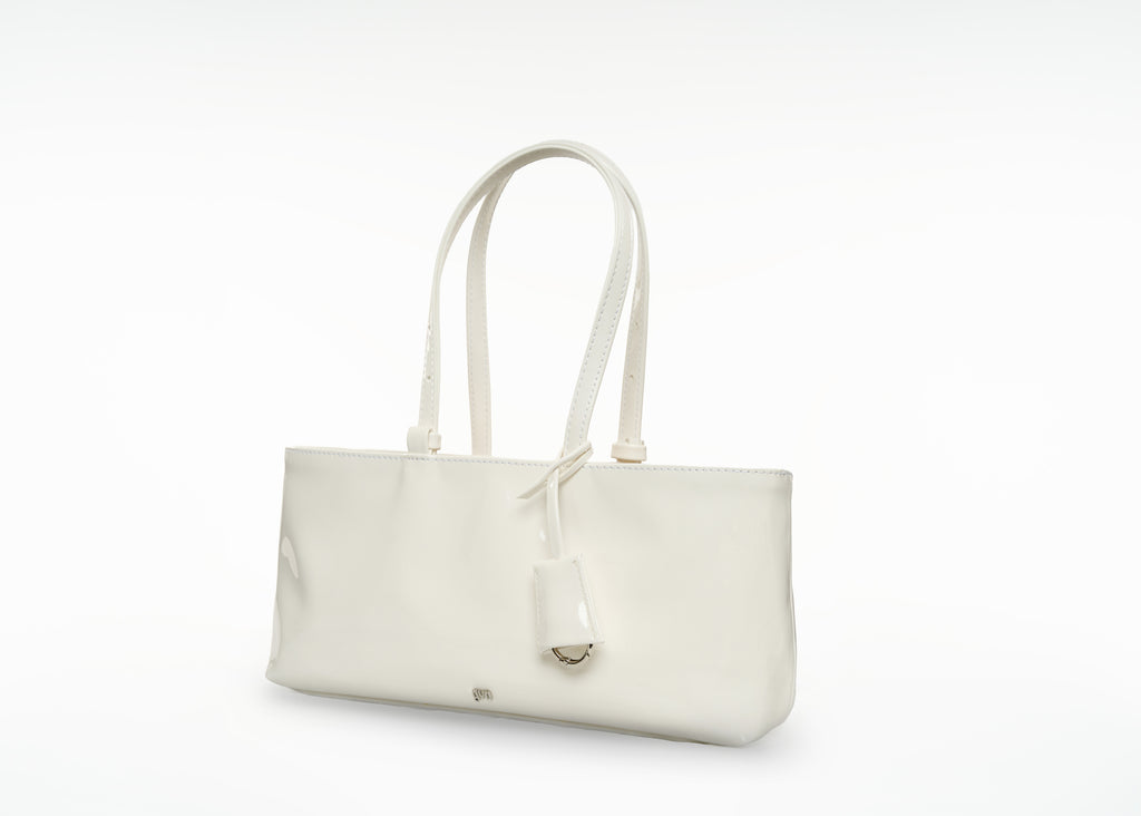 Holiday Bag in Patent Chalk