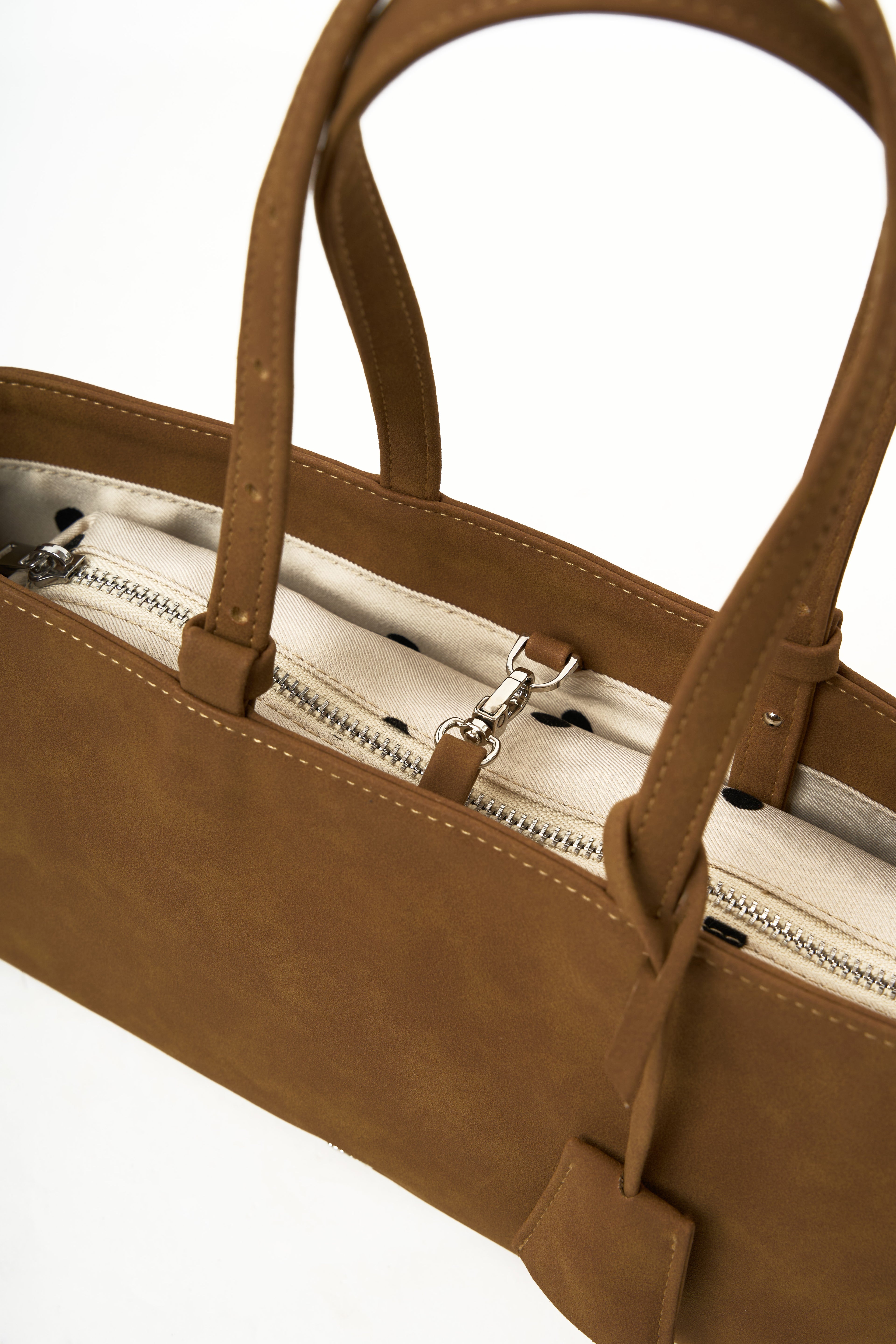 Holiday Bag in Suede Tan