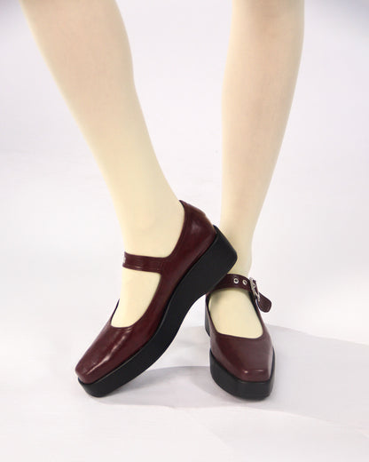 [ON HAND] Platform Mary Janes in Burgundy