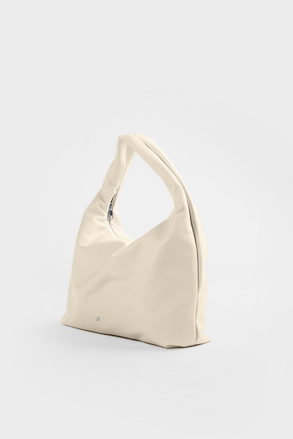 Large Hobo Bag in Eggshell (Heavy Pebbled)