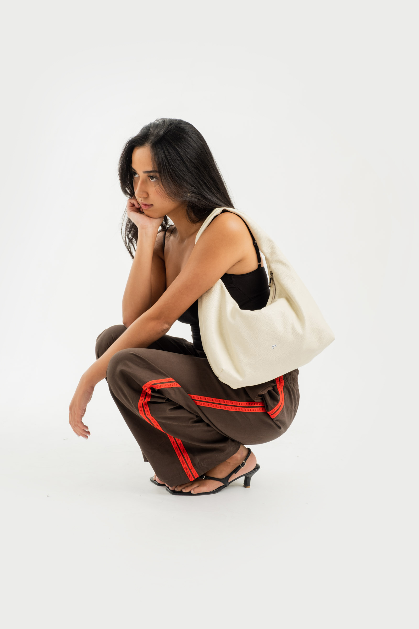 Medium Hobo Bag in Eggshell (Heavy Pebbled)