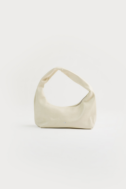 [ON HAND] Small Hobo Bag in Eggshell (Heavy Pebbled)