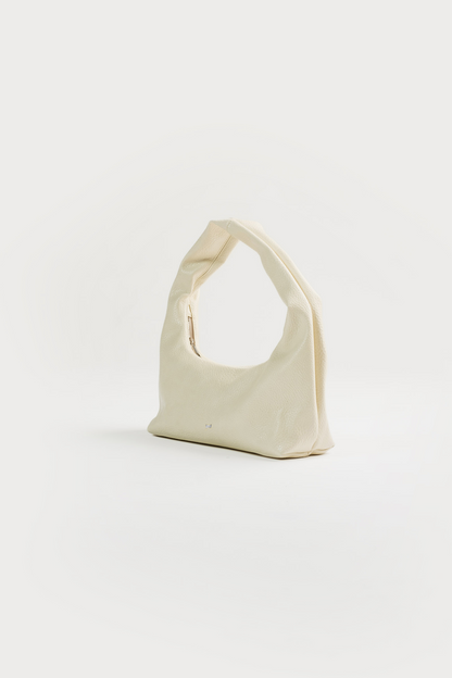 [ON HAND] Small Hobo Bag in Eggshell (Heavy Pebbled)