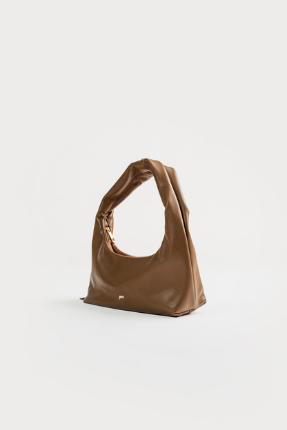 [ON HAND] Small Hobo Bag in Toffee (Light Pebbled)