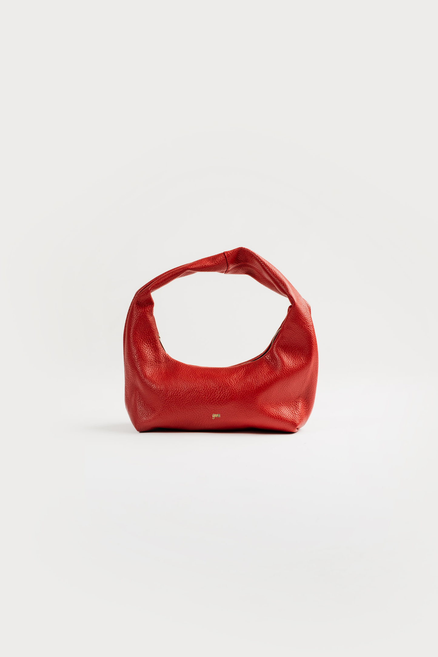 [ON HAND] Small Hobo Bag in Tomato (Heavy Pebbled)