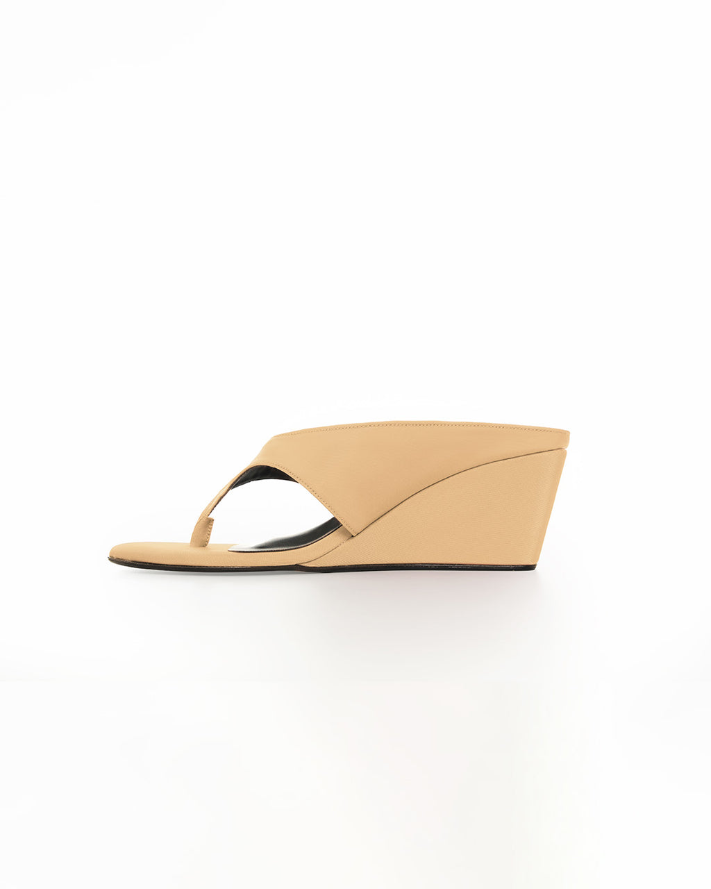 Slip Wedge in Satin Sandy