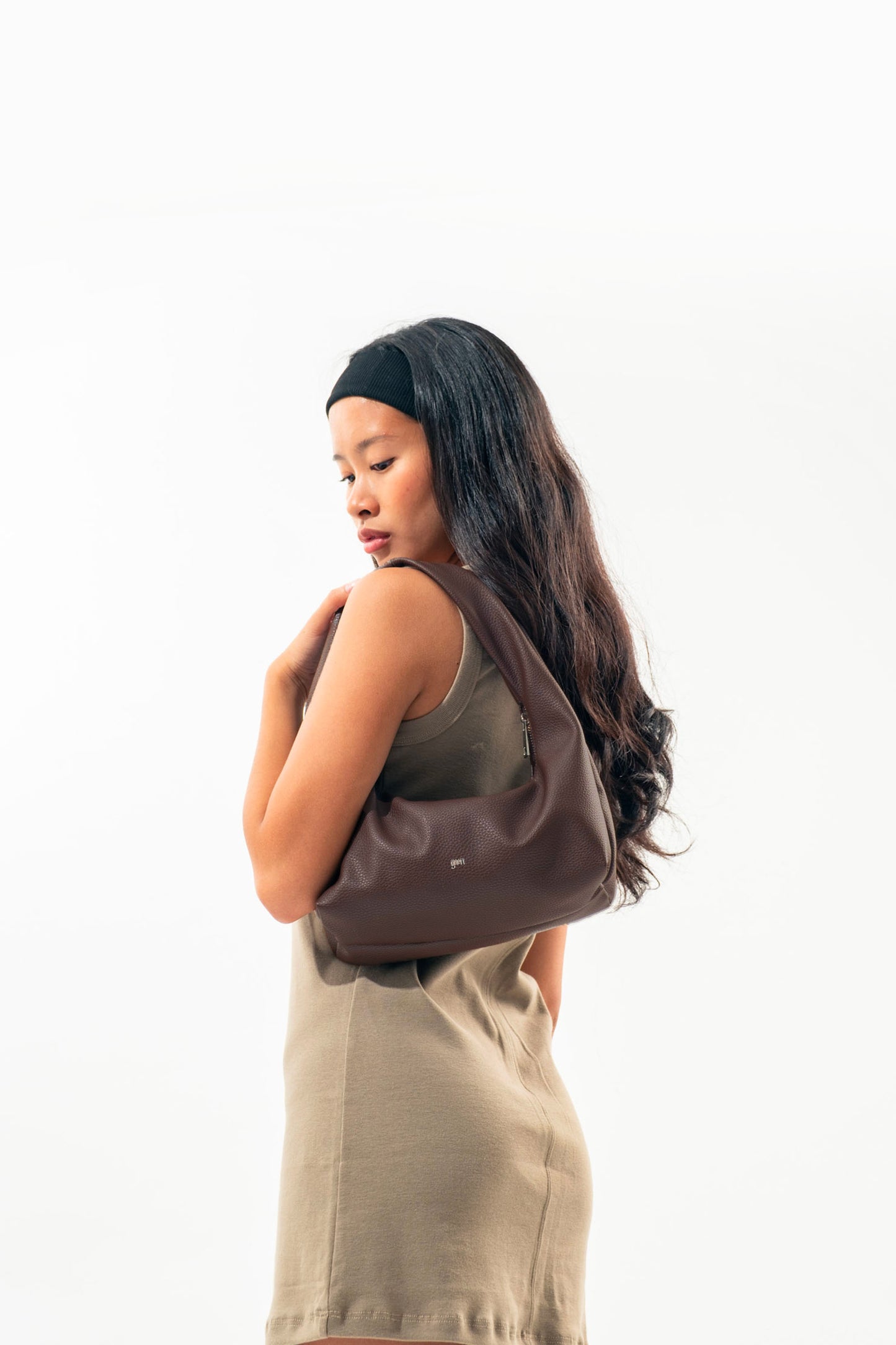 [PRE-ORDER] Small Hobo Bag in Espresso (Heavy Pebbled)