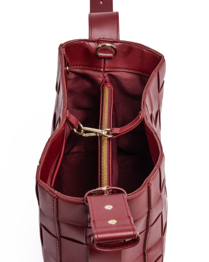 [ON HAND] Woven Frame Bag in Burgundy